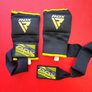 RDX boxing / training gloves with bandage black and gold